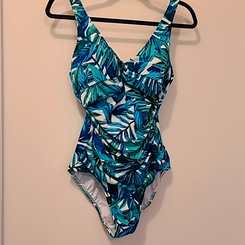 Croft & Barrow Swim Suit NWOT